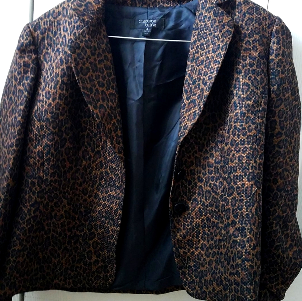 Collections by lesuit print coat
